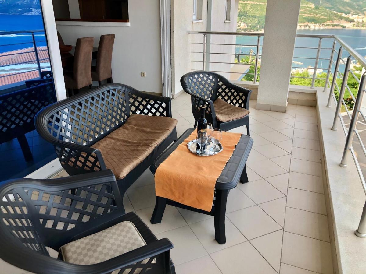 Apartments Violeta บุดวา ภายนอก รูปภาพ