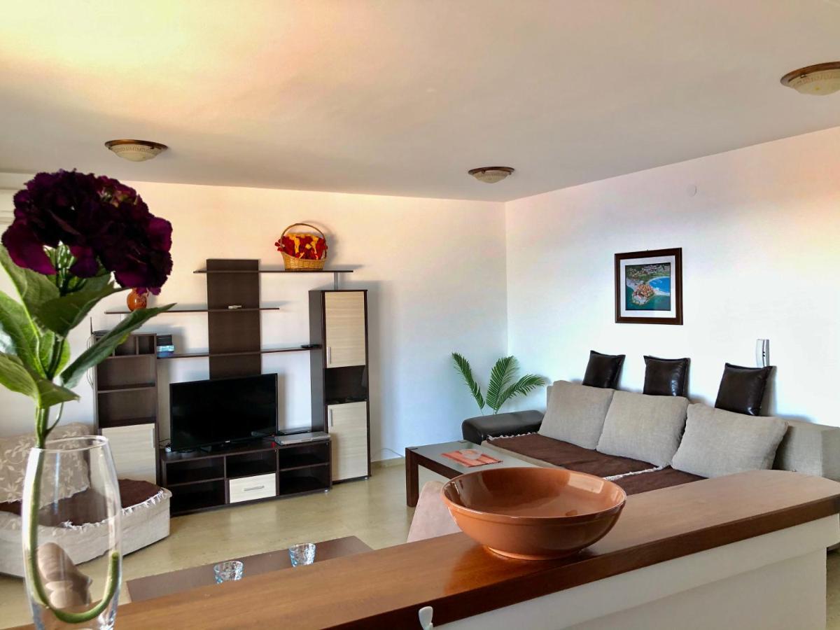 Apartments Violeta บุดวา ภายนอก รูปภาพ