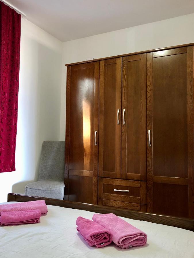Apartments Violeta บุดวา ภายนอก รูปภาพ