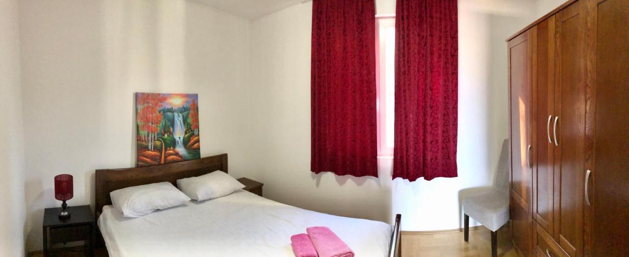 Apartments Violeta บุดวา ภายนอก รูปภาพ